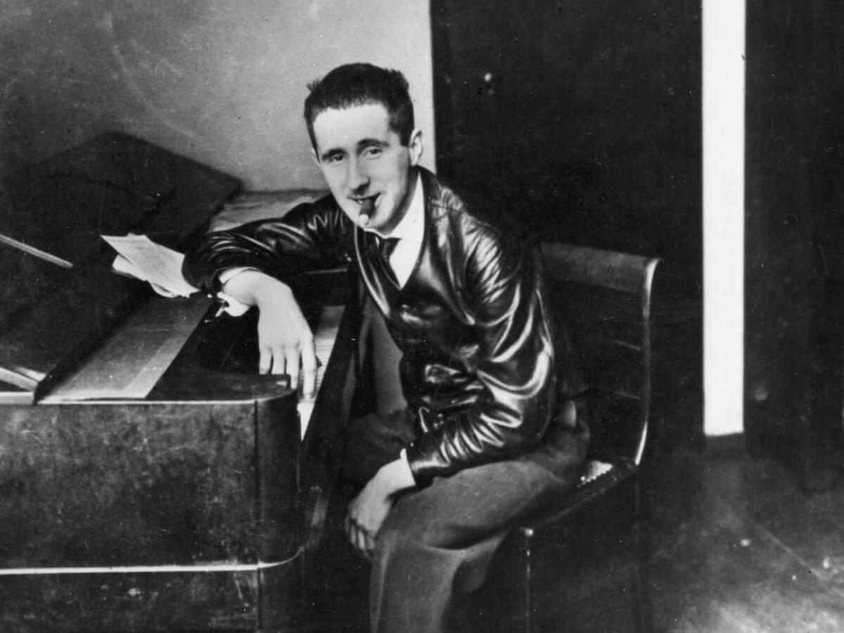 Bertoldt Brecht